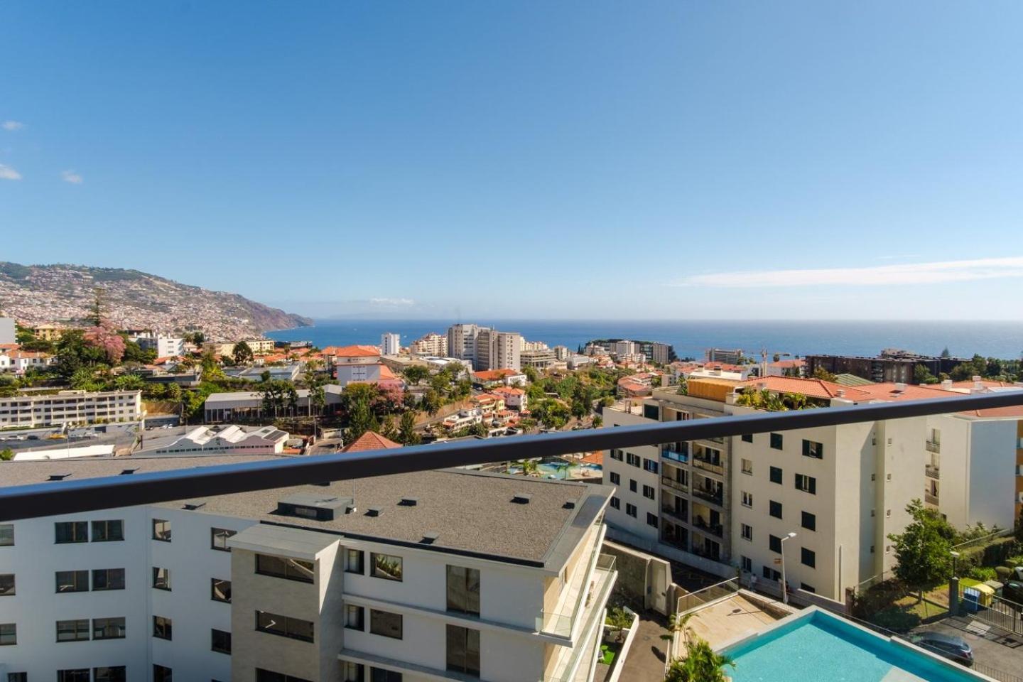 Guestready - Elegant Madeira Retreat Apartment Funchal  Exterior photo